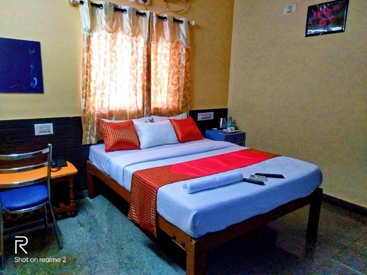 Oyo 75854 Hotel Harsha Residency Bangalore Luaran gambar