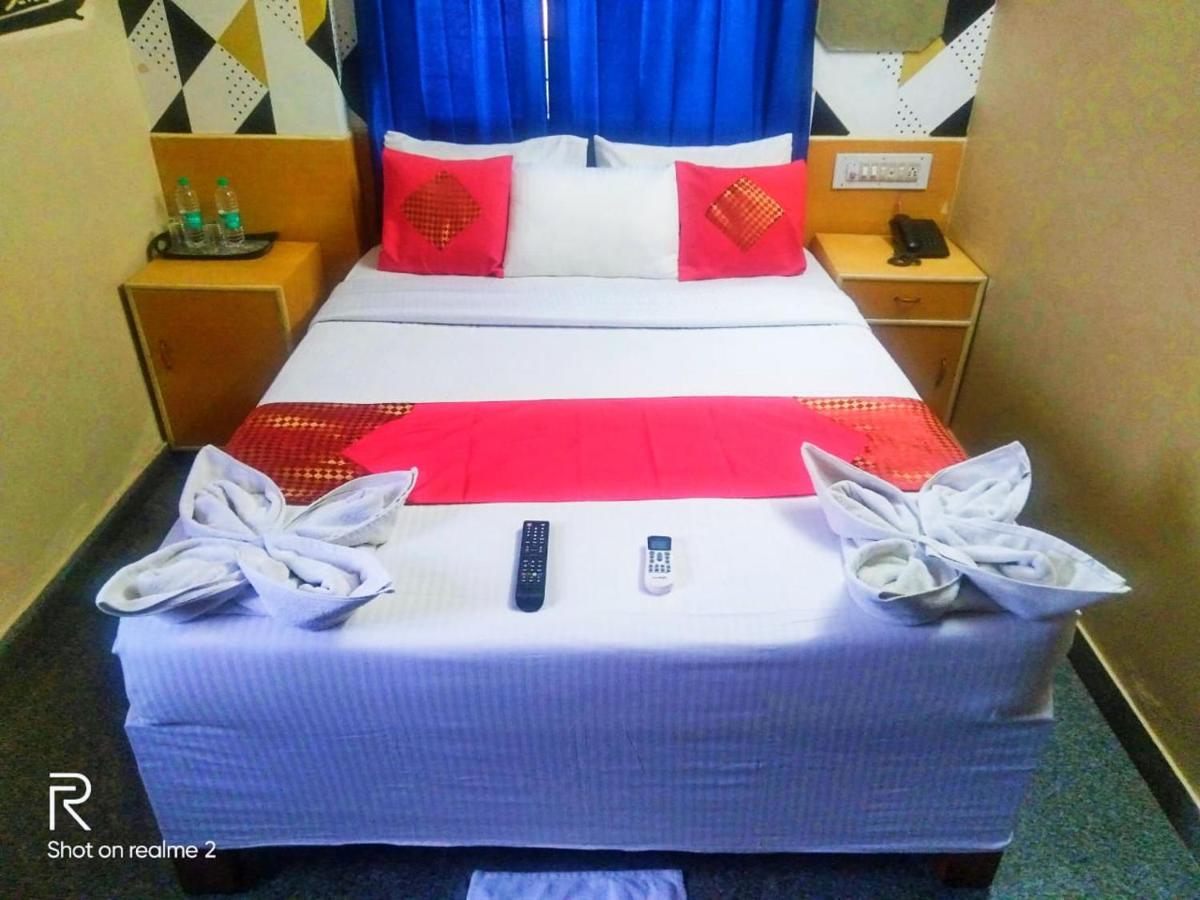 Oyo 75854 Hotel Harsha Residency Bangalore Luaran gambar
