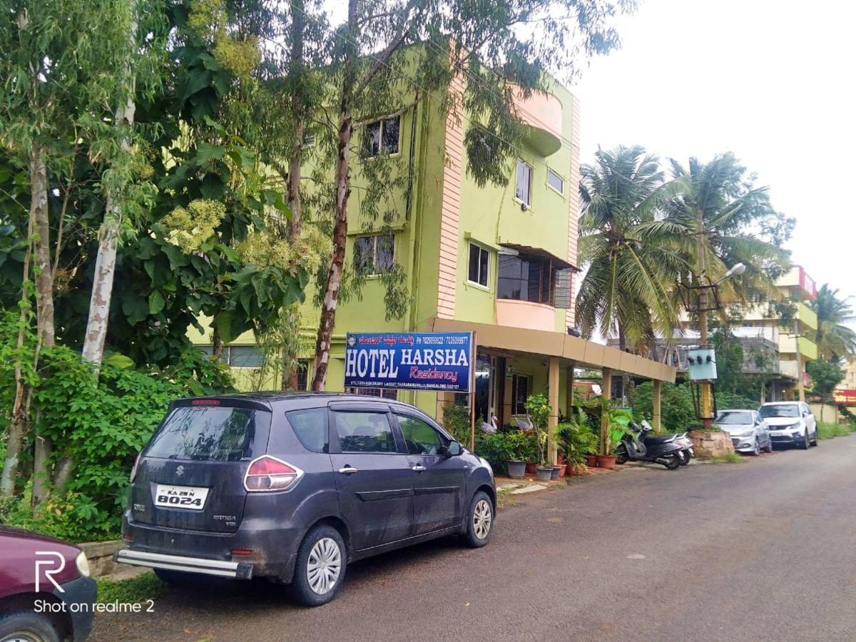 Oyo 75854 Hotel Harsha Residency Bangalore Luaran gambar