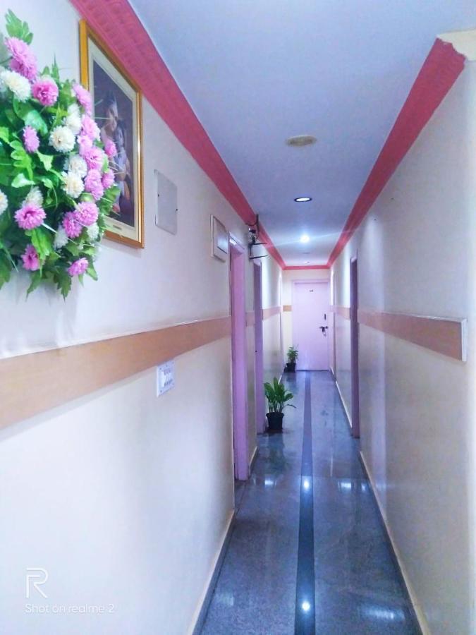 Oyo 75854 Hotel Harsha Residency Bangalore Luaran gambar