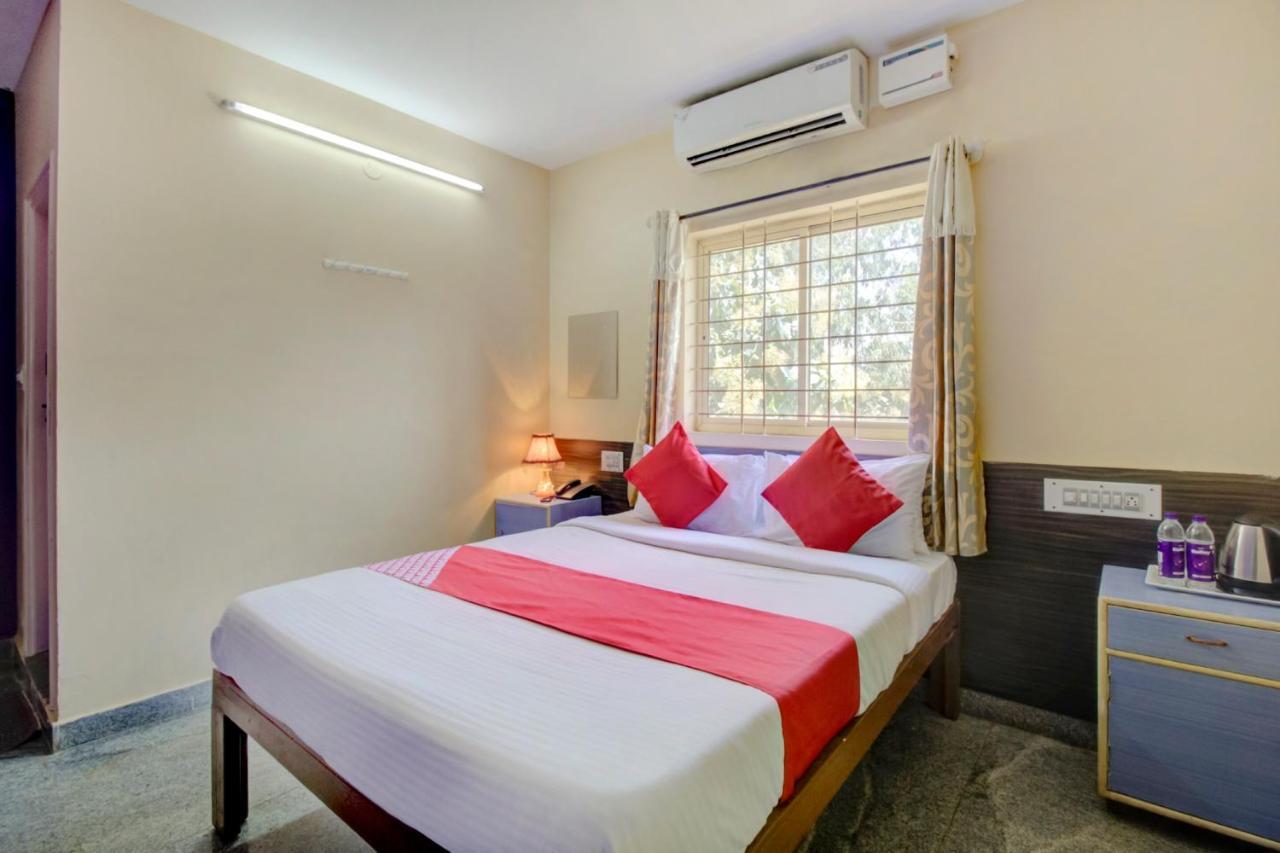 Oyo 75854 Hotel Harsha Residency Bangalore Luaran gambar